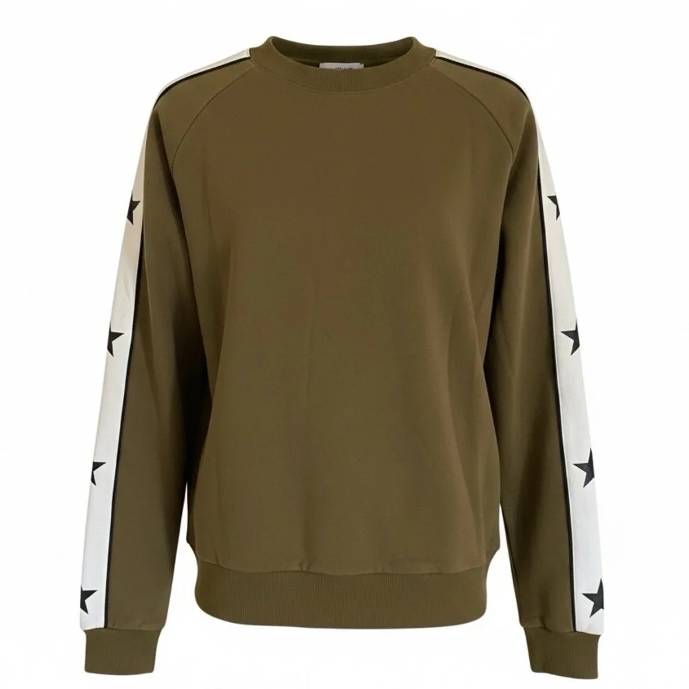 ELLANDEMM Crewneck Sweatshirt White Stripes Black Star Sleeve Detail Olive Green